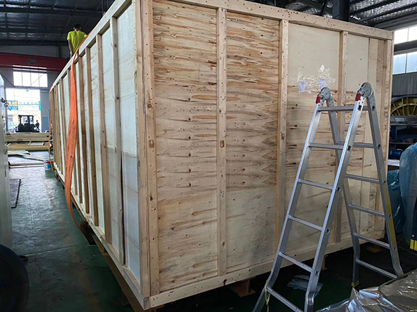 泸定大型木包装箱出口的要求